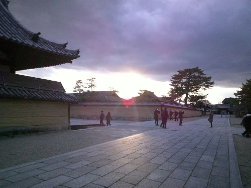 画像に alt 属性が指定されていません。ファイル名: 00-2.jpg